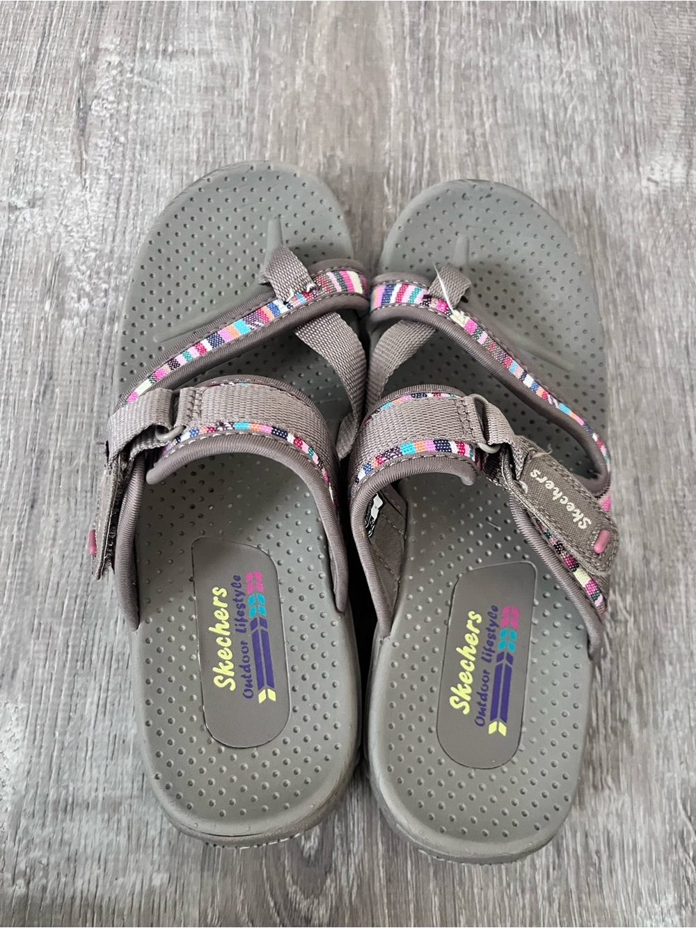 Women’s Skechers Reggae Sandals with Multicolor Woven Straps